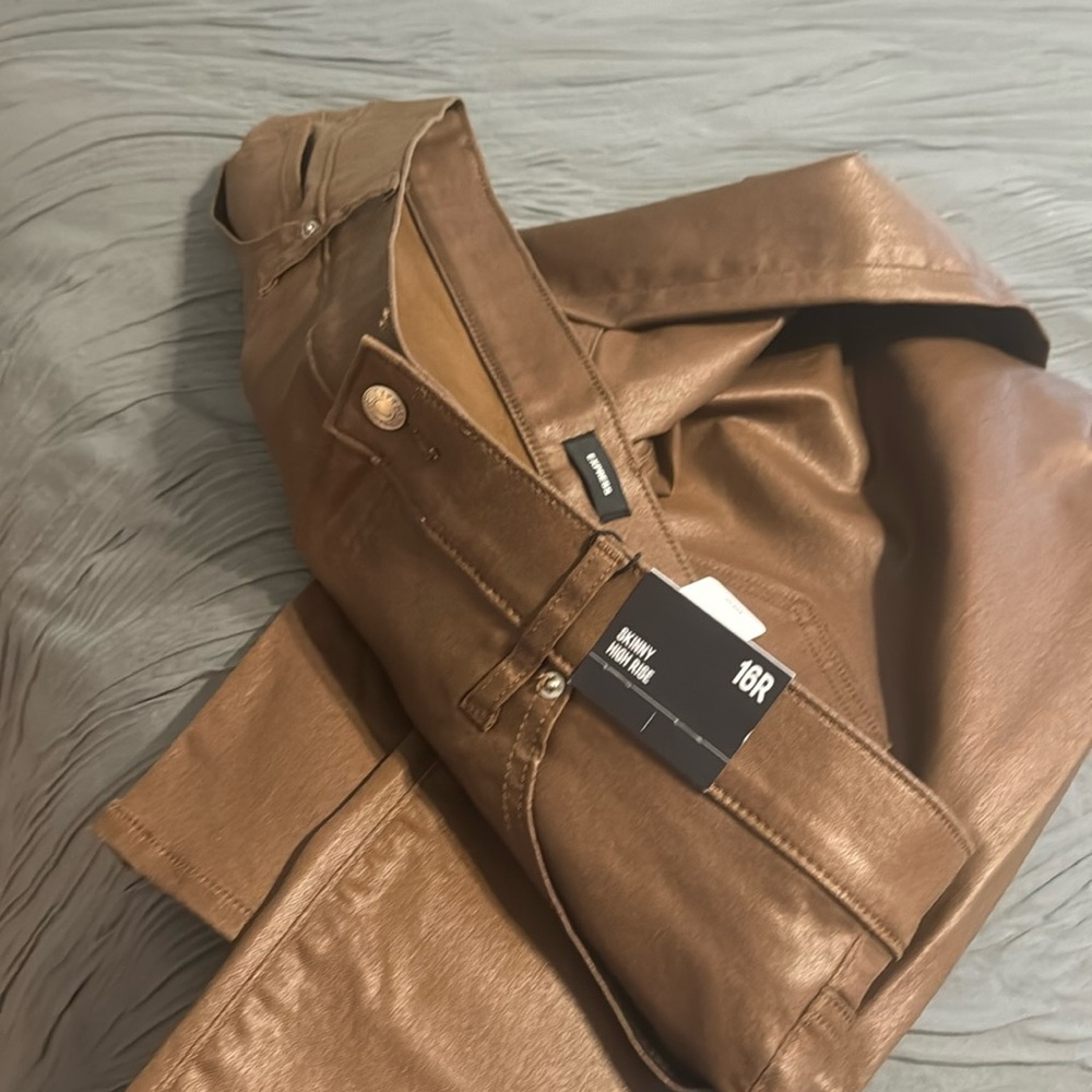 Women’s faux leather skinny high rise pants